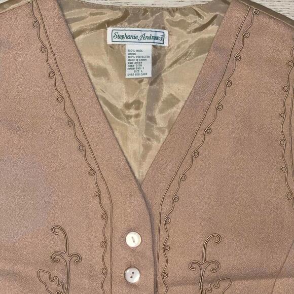 NWT Vintage 90s Stephanie Wool Tan Embroidered  Women’s Vest Size Large - Picture 2 of 7